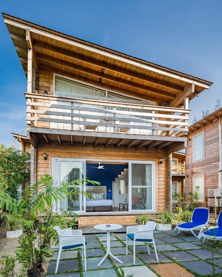 Living Room Beach Resort Morjim Εξωτερικό φωτογραφία