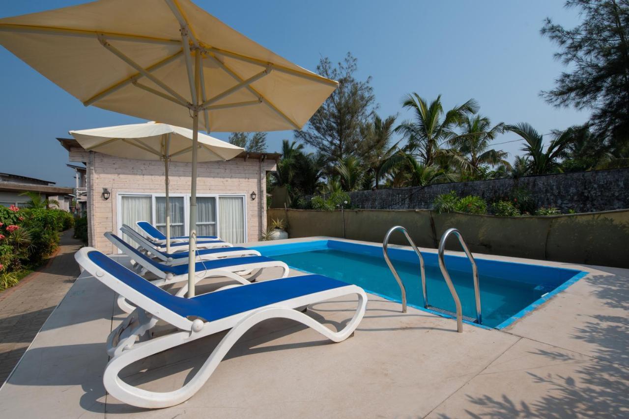 Living Room Beach Resort Morjim Εξωτερικό φωτογραφία